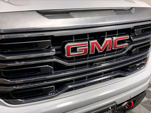 Used 2024 GMC Sierra 1500 AT4 w/ Technology Package image 34