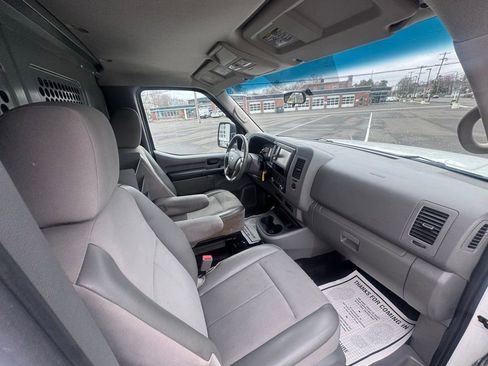 Used 2019 Nissan NV 3500 S image 25