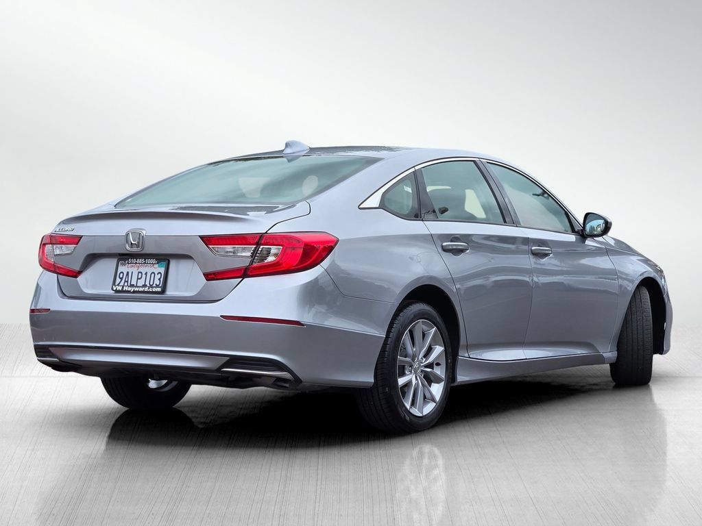 Used 2022 Honda Accord LX image 5