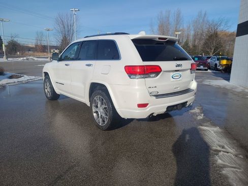 Used 2021 Jeep Grand Cherokee Overland image 4
