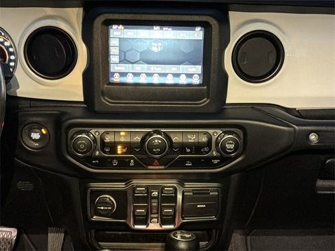 Certified 2021 Jeep Wrangler Unlimited Islander image 22