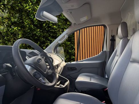 Used 2019 Ford Transit 250 130 Low Roof RWD image 20