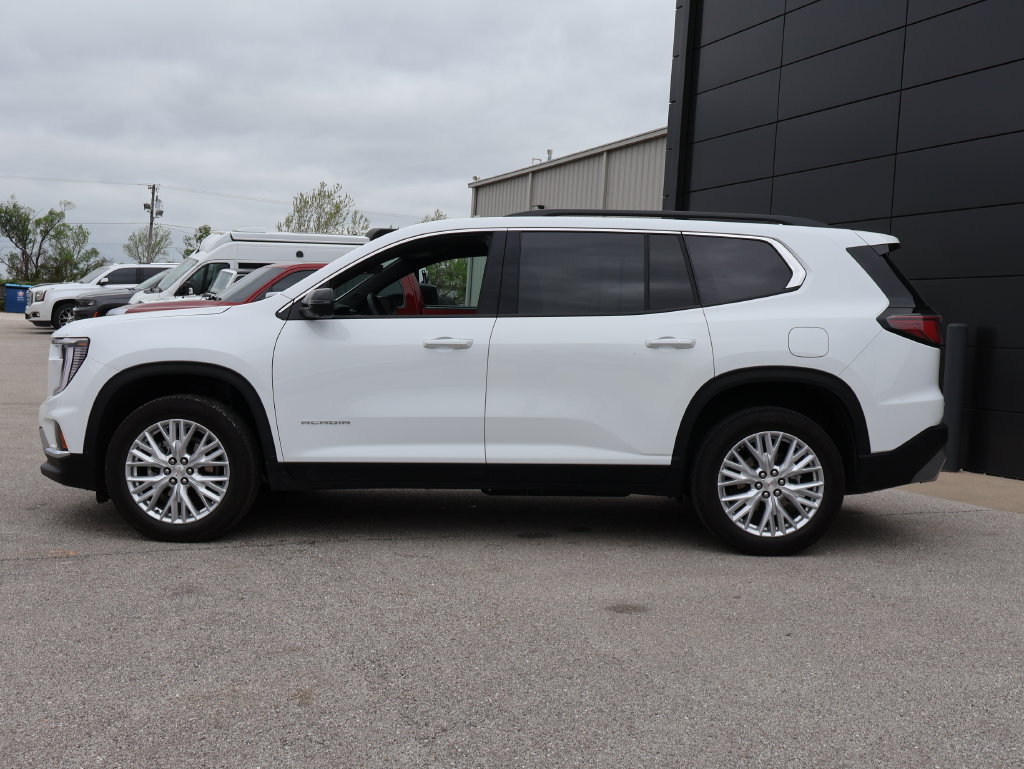Used 2026 GMC Acadia Elevation w/ Elevation Premium Package AWD/4WD image 2