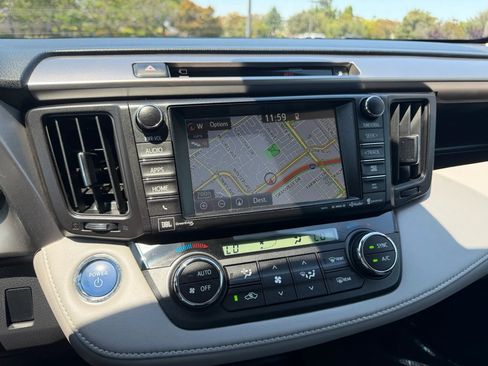 Used 2016 Toyota RAV4 Limited w/ Advanced Technology Package AWD/4WD image 9