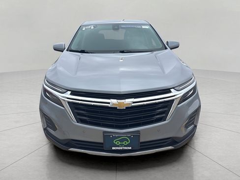 Used 2023 Chevrolet Equinox LT FWD image 9