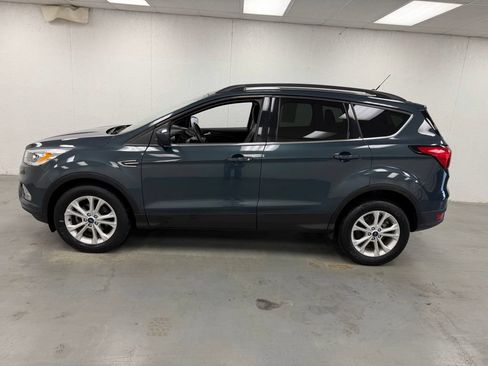 Used 2019 Ford Escape SEL FWD image 2