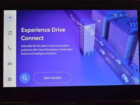 Used 2025 Toyota Corolla LE image 28