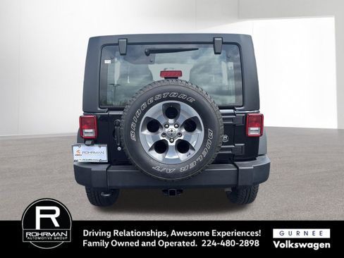 Used 2017 Jeep Wrangler Unlimited Sport w/ Connectivity Group image 9