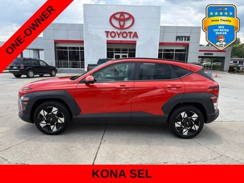 Used 2025 Hyundai Kona SEL FWD image 8