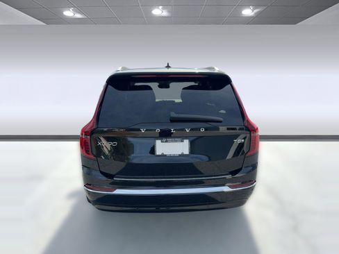New 2026 Volvo XC90 T8 Plus w/ Protection Package image 10
