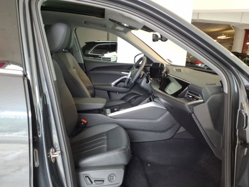 Used 2025 Audi Q5 Premium w/ Convenience Package AWD/4WD image 20