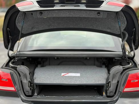 Used 2010 BMW 328i Convertible image 26