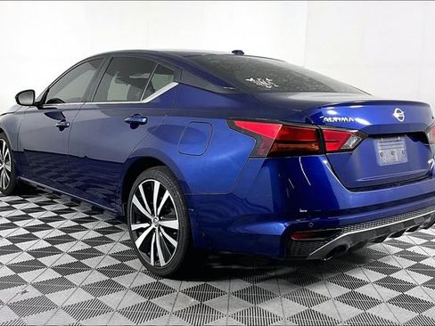 Used 2020 Nissan Altima 2.5 SR w/ Premium Package AWD/4WD image 2