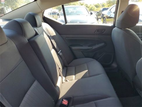 Used 2024 Nissan Altima 2.5 SV image 29