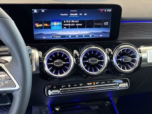 New 2026 Mercedes-Benz GLB 250 image 17