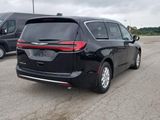 New 2026 Chrysler Pacifica Select image 3