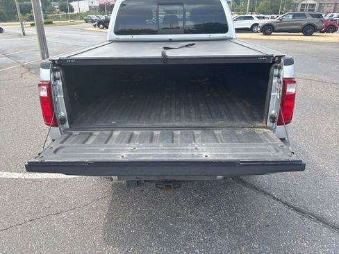 Used 2011 Ford F250 Lariat RWD image 7