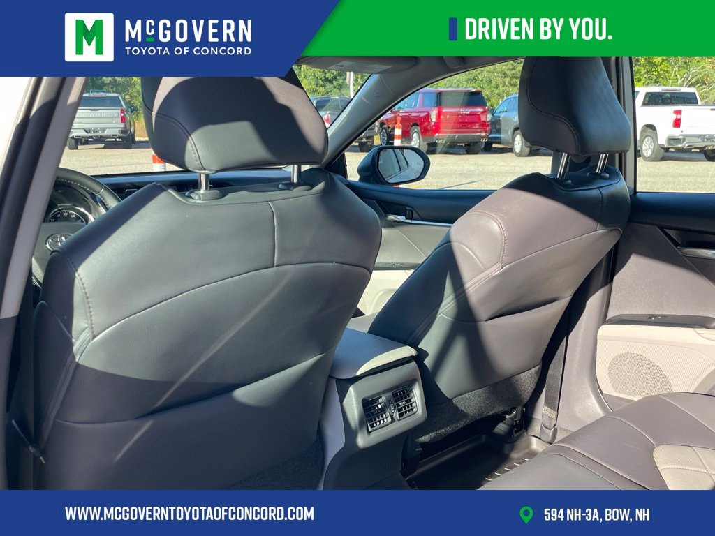 Used 2019 Toyota Camry XLE FWD image 27