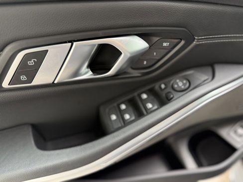 Used 2022 BMW M340i xDrive image 7