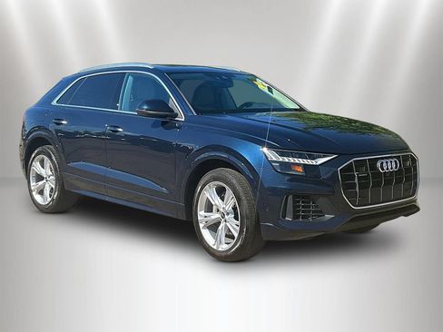 Used 2023 Audi Q8 Premium Plus w/ Premium Plus Package AWD/4WD image 3