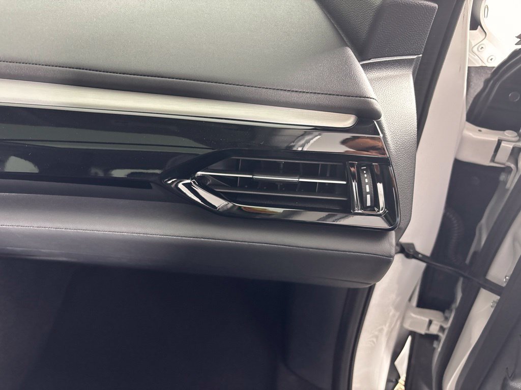 Certified 2025 Acura MDX w/ Technology Package FWD image 22
