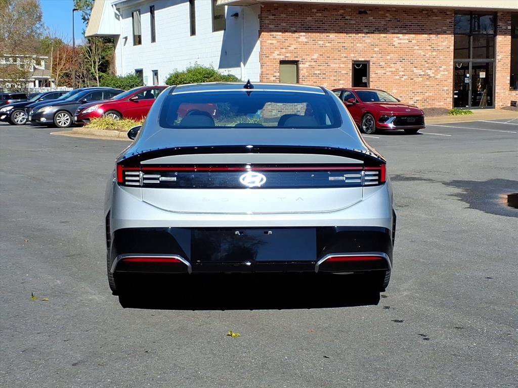 New 2026 Hyundai Sonata SEL FWD image 6