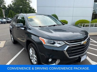 Used 2021 Chevrolet Traverse LT