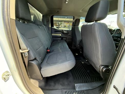 Used 2019 Chevrolet Silverado 1500 Custom Trail Boss image 17