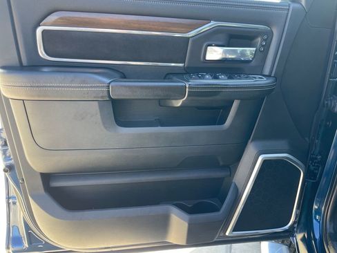 Used 2022 RAM 3500 Laramie image 9