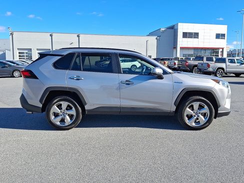 Certified 2020 Toyota RAV4 Limited image 8