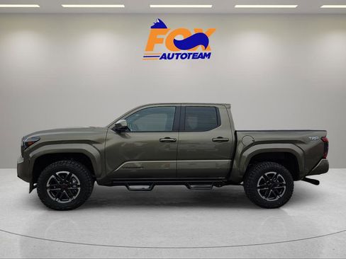 New 2026 Toyota Tacoma TRD Sport image 2