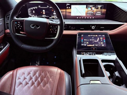 Used 2025 INFINITI QX80 Autograph image 11