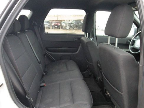 Used 2011 Ford Escape XLT AWD/4WD image 24