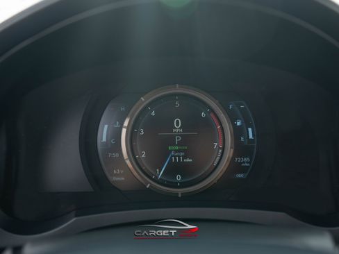 Used 2018 Lexus IS 300 F Sport w/ F Sport Package image 27