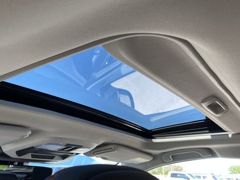 Used 2025 Subaru Crosstrek 2.5i Limited w/ Crosstrek Mirror Package image 18