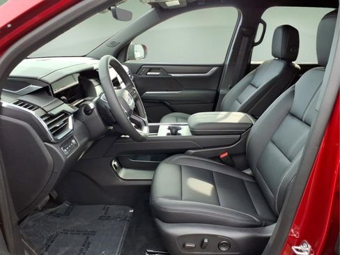 New 2026 GMC Acadia Elevation w/ Black Edition AWD/4WD image 4