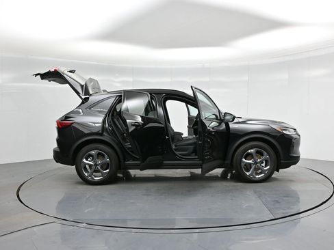 New 2025 Ford Escape ST-Line w/ Tech Pack #1 image 4