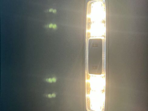 Used 2020 Mercedes-Benz E 450 Cabriolet image 36