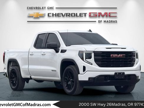 Used 2026 GMC Sierra 1500 Elevation AWD/4WD image 1