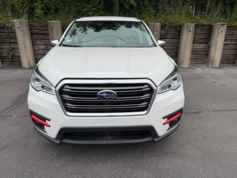Used 2019 Subaru Ascent Limited AWD/4WD image 2
