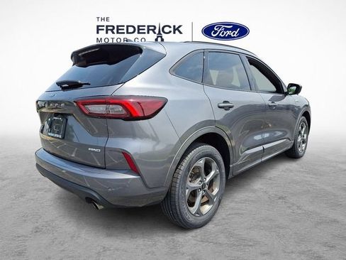 Certified 2023 Ford Escape ST-Line w/ Tech Pack #1 AWD/4WD image 4