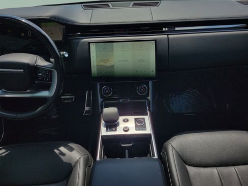 Used 2023 Land Rover Range Rover Long Wheelbase SE AWD/4WD image 12