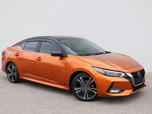 Used 2022 Nissan Sentra SR w/ SR Premium Package image 1