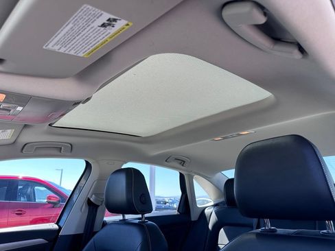 Used 2024 Volkswagen Jetta SE FWD image 18