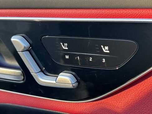 Certified 2025 Mercedes-Benz GLC 300 GLC 300 image 27