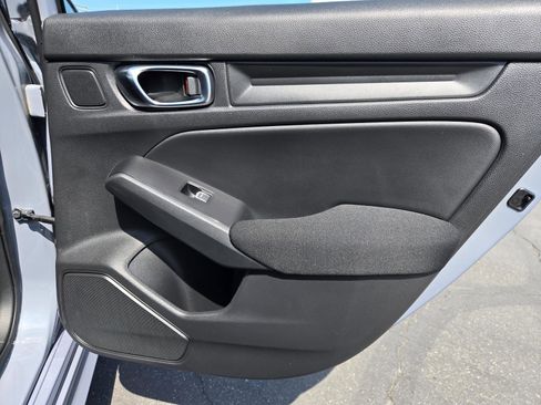 Used 2022 Honda Civic Sport image 28