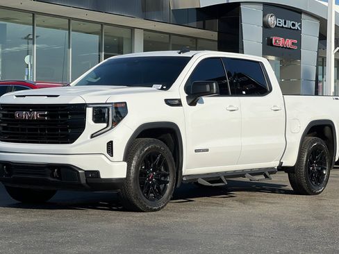 Used 2024 GMC Sierra 1500 Elevation w/ X31 Off-Road Package image 8