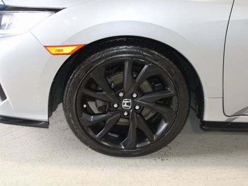 Used 2018 Honda Civic Sport image 5