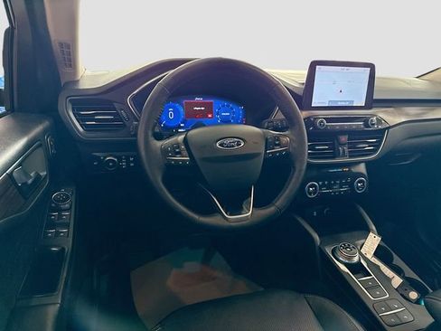 Used 2020 Ford Escape Titanium AWD/4WD image 25