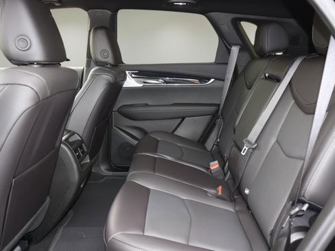 New 2026 Cadillac XT5 Premium Luxury image 13